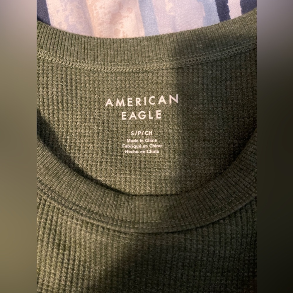 green american eagle short sleeve long tee, size small *waffle knit*